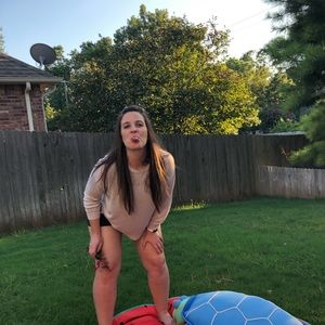 Meet your Posher, Beth